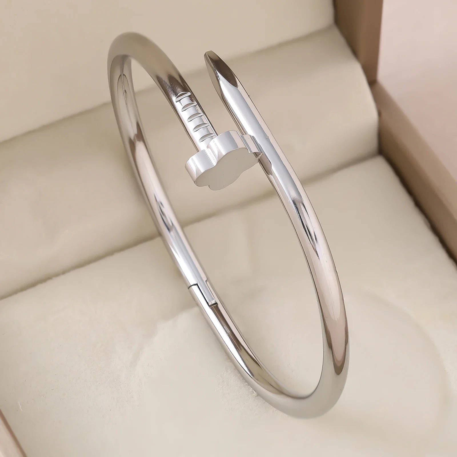 1pc 18K Gold Plated Stainless Steel Stackable Bracelet With Chain And Clover Design, Fashion Style For Women, Suitable For Casua