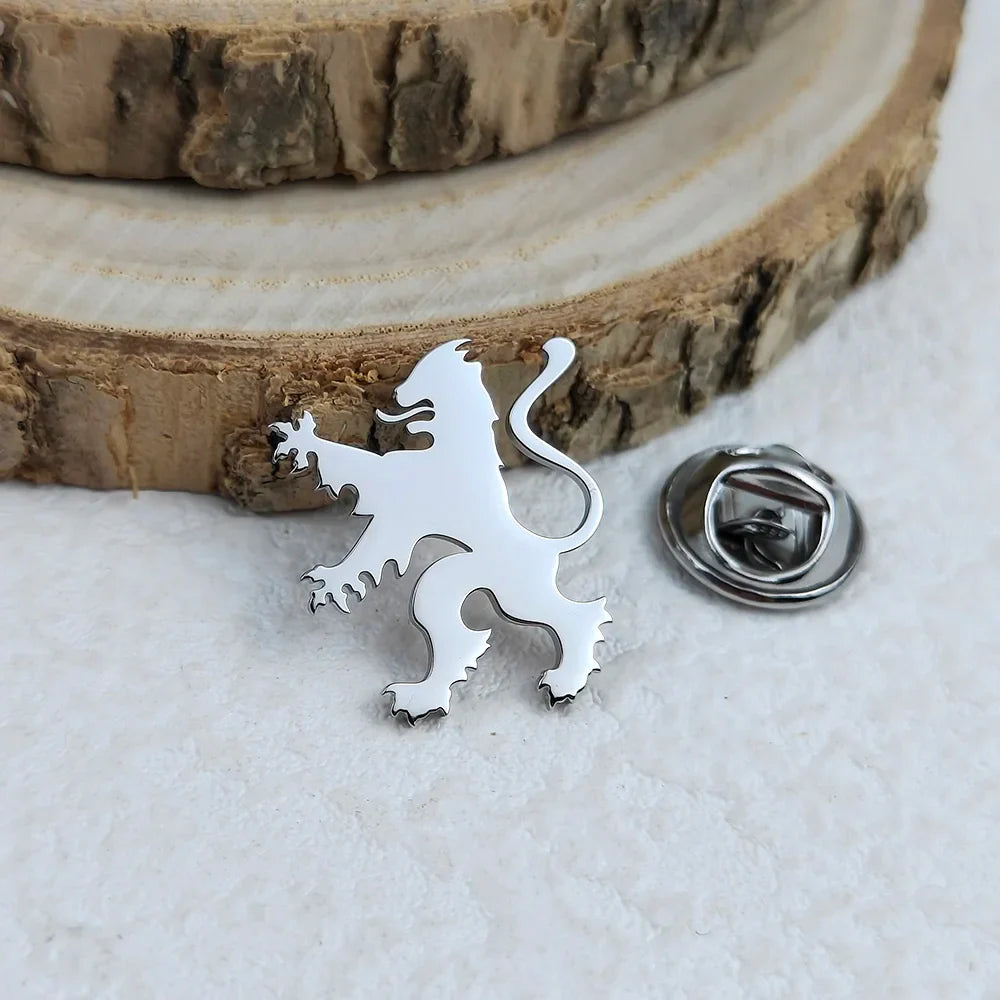 New upright lion men's lapel pin, 316L stainless steel gold-plated badge, black brooch for suit accessories, gift for father