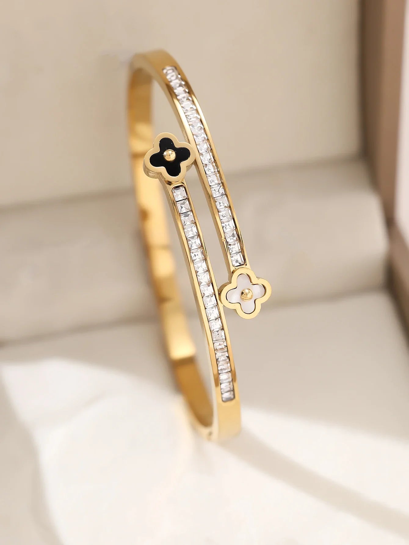 1pieces/set women's wedding jewelry party holiday Valentine's Day gift stainless steel bracelet plated with 18K gold bracelet