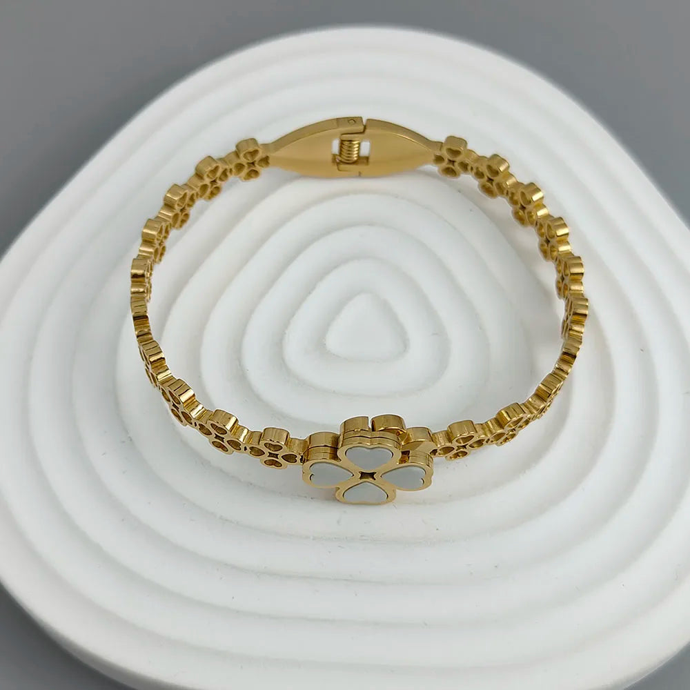 New four-leaf clover white shell stainless steel gold-plated bracelet 18K, high quality waterproof couple bracelet, wife gift