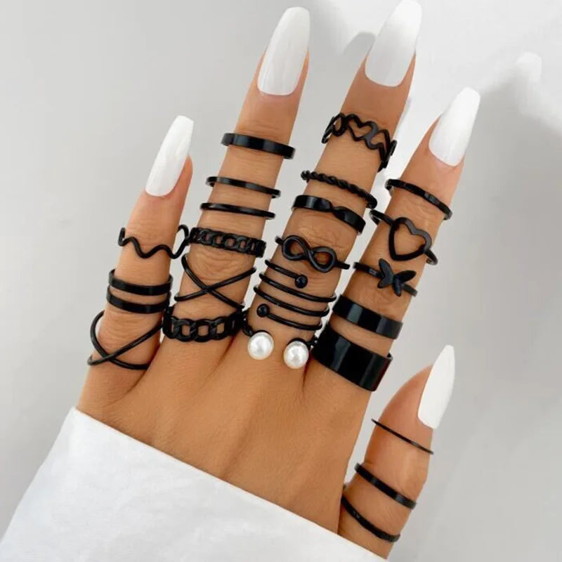 Vintage Irregularly Ring Set for Women Bohemian Gold Color Butterfly Snake Heart Geometric Rings Retro Boho Fashion Jewelry Gift