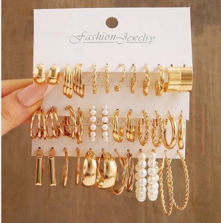 24-Pair Vintage-Inspired Small Hoop Earring Set for Women Elegant Geometric Iron Ear Ornaments for Daily Wear Gifts 2024 Jewelry