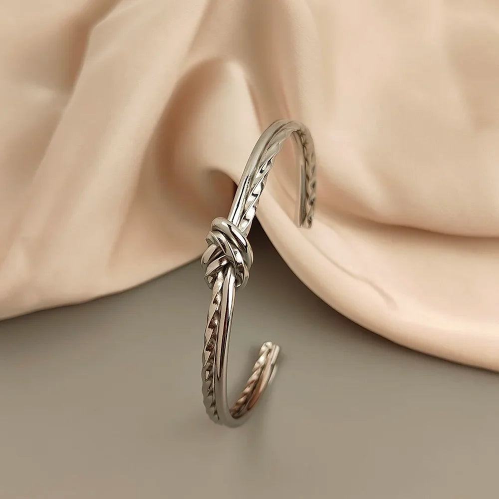 Women's Bangles Twisted Wrap Knot Bracelet Punk Stainless Steel Jewelry for Men Women Wrist Cuff Bracelets Bangle Accessories