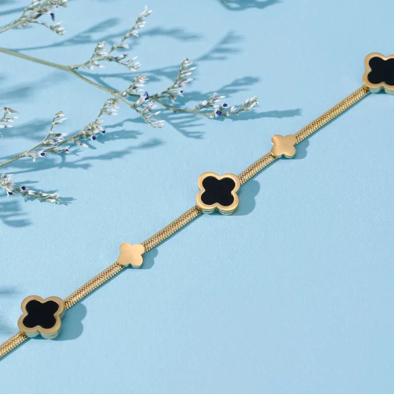 Europe And The United States Trend Fashion Simple Leaf Bracelet Women's Black Clover Bracelet Versatile Jewelry