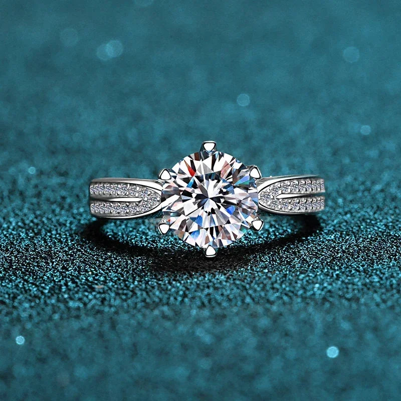NeeTim 0.5ct 1ct Moissanite Engagement Ring Women Proposal Rings S925 Sterling Silver with White Gold Plated Wedding Band