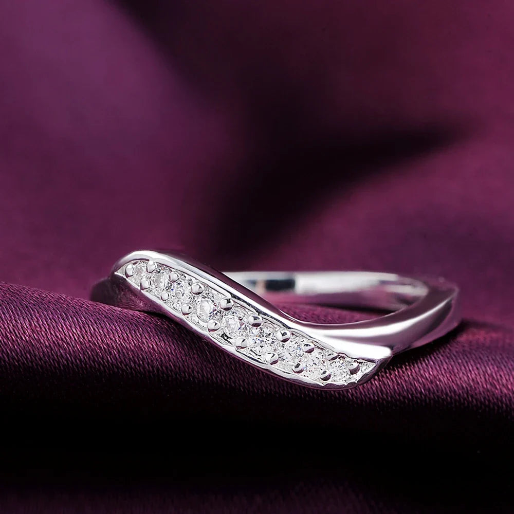925 Sterling Silver Crystal Diamond Rings for Women Fashion Elegant Wedding Accessories Party Gifts Charms Fine Jewelry