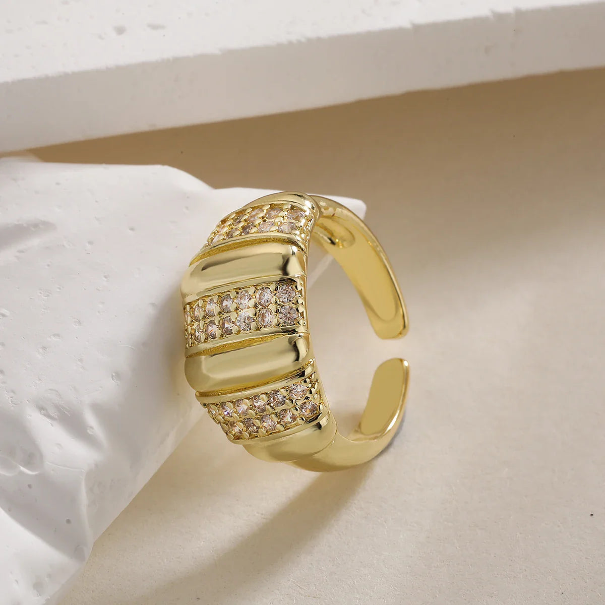 NEWBUY Luxury AAA Cubic Zirconia Inlay Copper Wedding Jewelry Gold Color Statement Geometric Shape Open Design Rings For Women