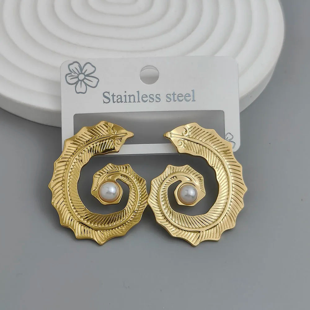 Creative heavy metal pearl shell stainless steel earrings, waterproof and rusty-free women's earrings, party jewelry