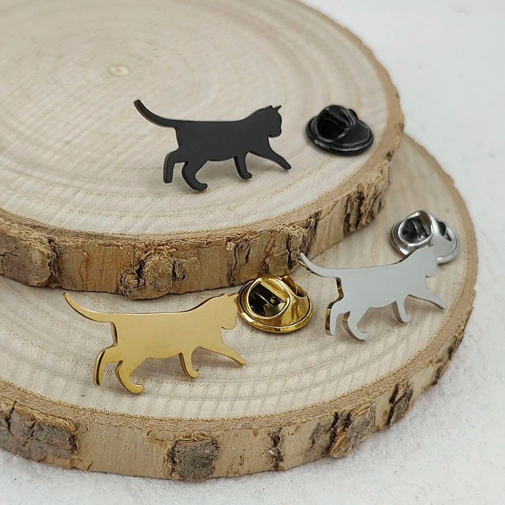 Creative walking cat gold plated stainless steel brooch, waterproof non-fading badge set, suit lapel pin, wedding party wearing