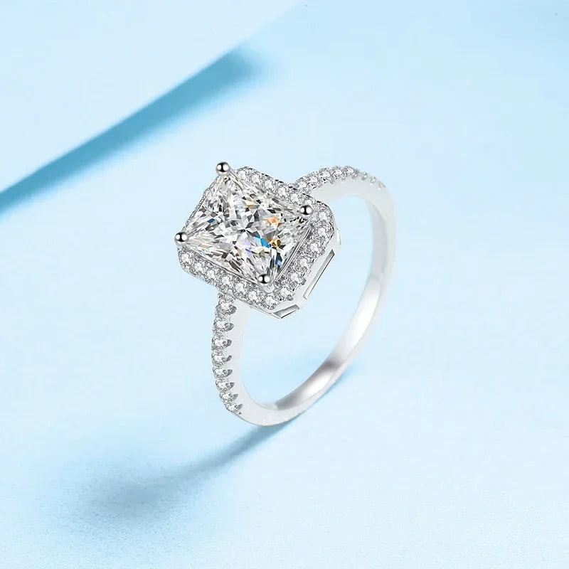 NeeTim 1ct 2ct Moissanite Ring for Women Emerald Radiant Cut Lab Diamond Rings Sterling Silver 925 with Gold Plated Wedding Band