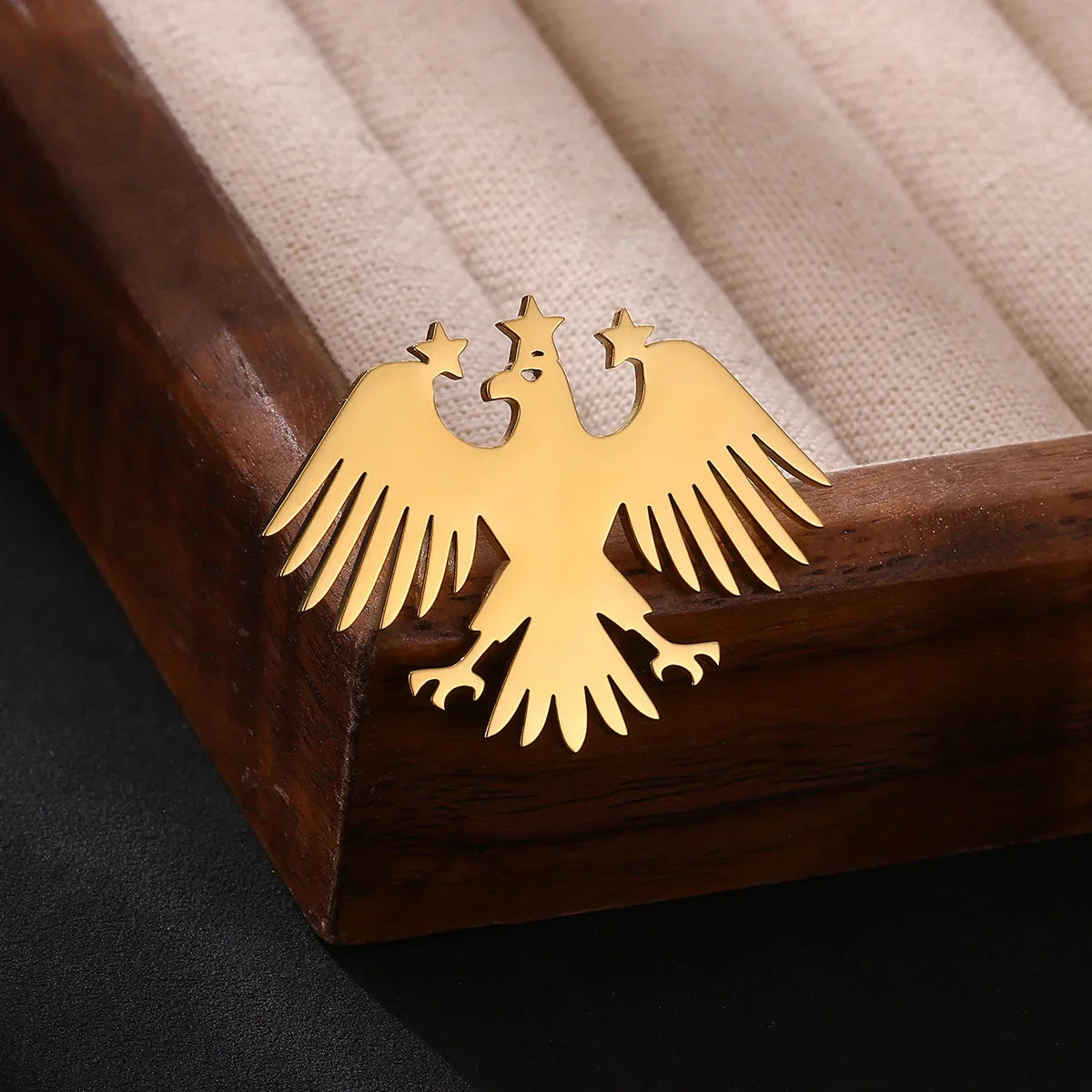 Gold Color Punk Eagle Brooch For Women Men Fashion Geometric Animals Emblem Charm Stainless Steel Jewelry Birthday Father Gift