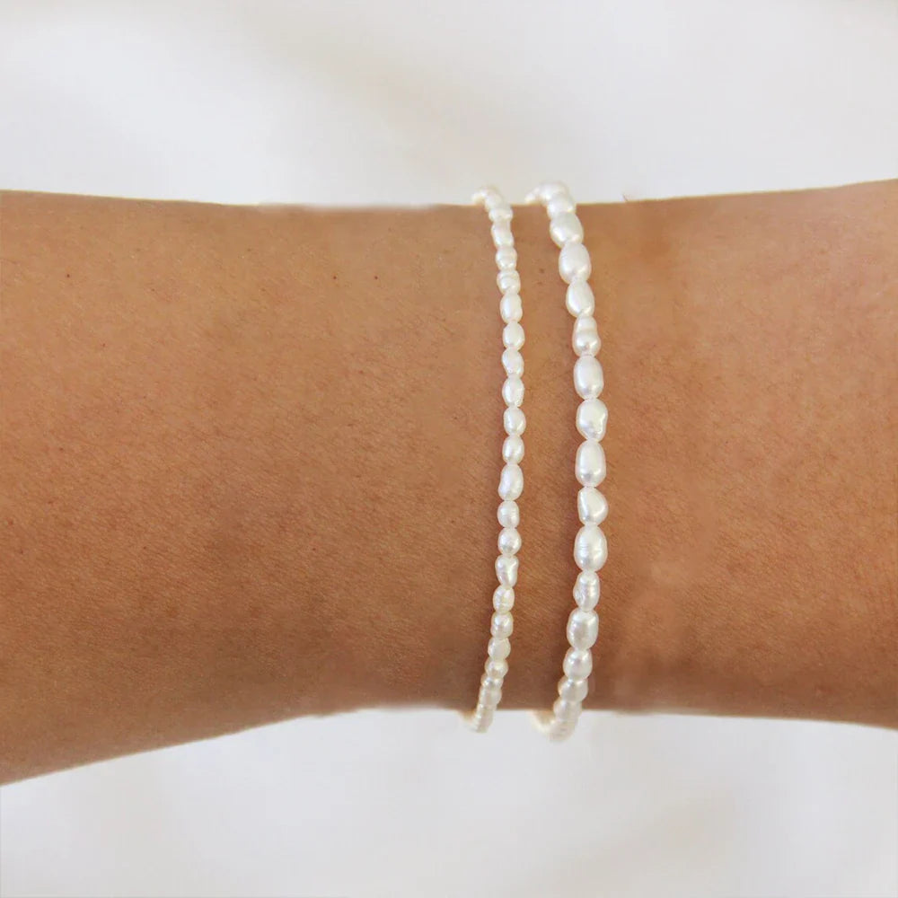COLALA Imitation Pearl Bracelet Oval Pearl Stainless Steel Bracelet Women's Holiday Gift