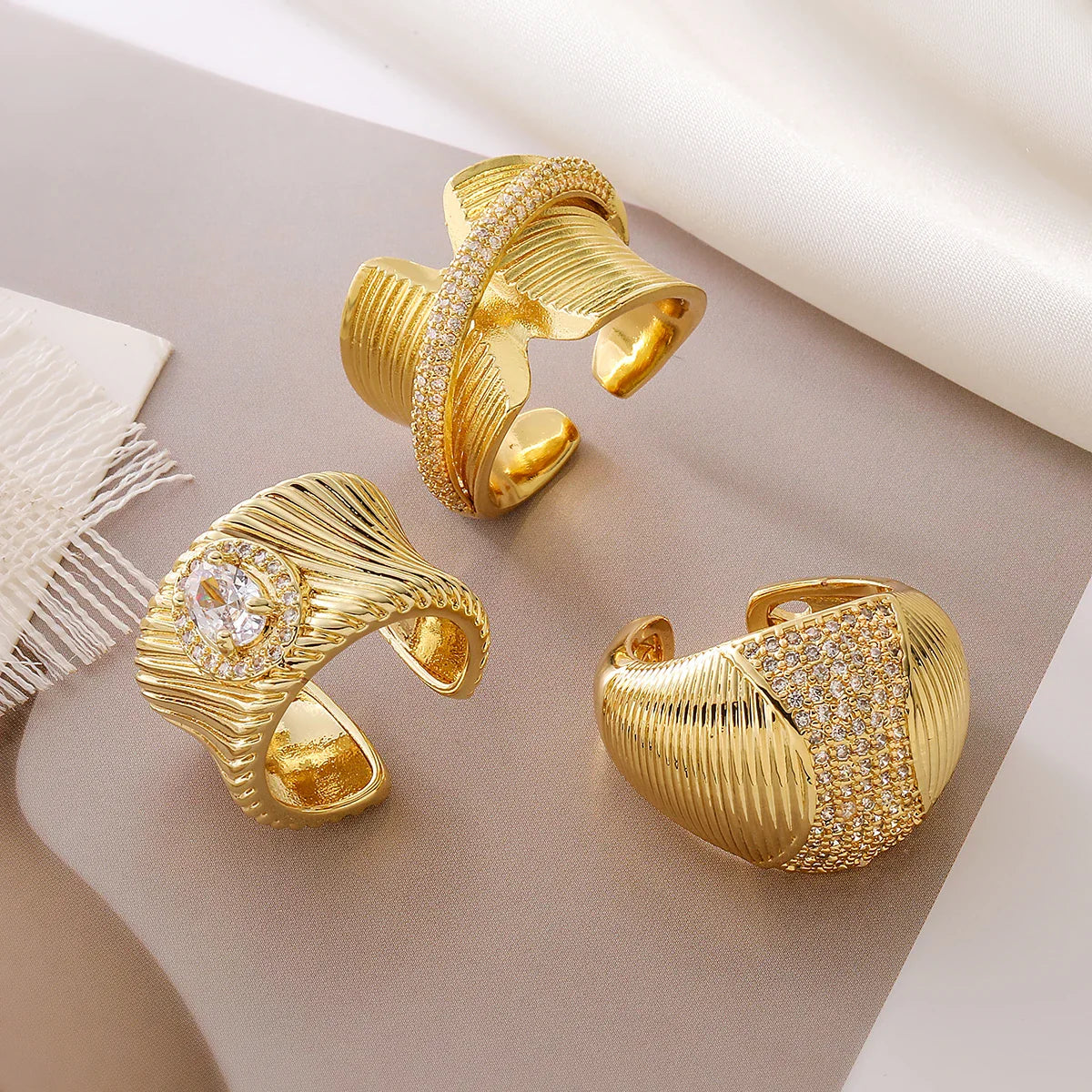NEWBUY Luxury AAA Cubic Zirconia Inlay Copper Wedding Jewelry Gold Color Statement Geometric Shape Open Design Rings For Women