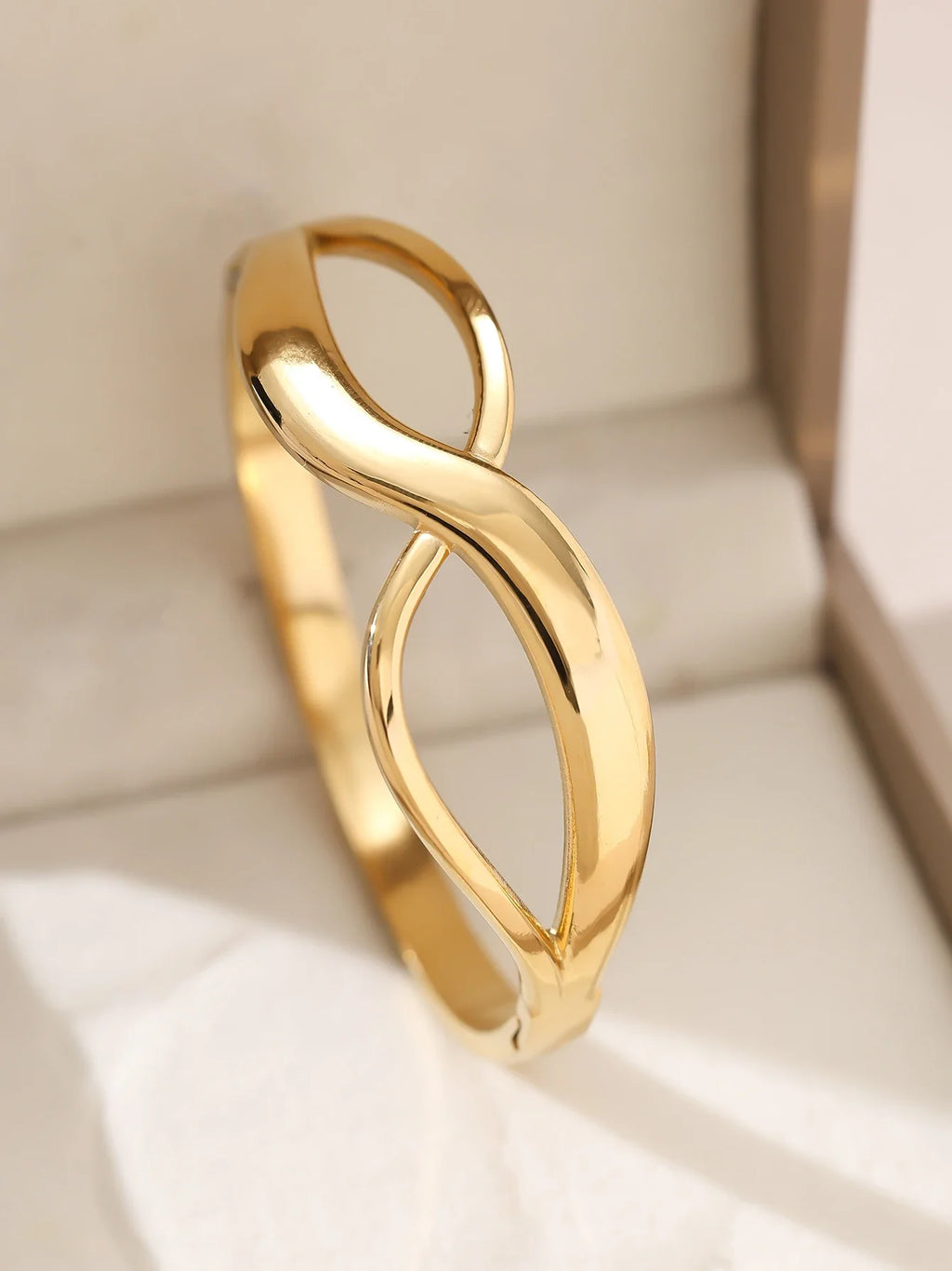 1pieces/set women's wedding jewelry party holiday Valentine's Day gift stainless steel bracelet plated with 18K gold bracelet