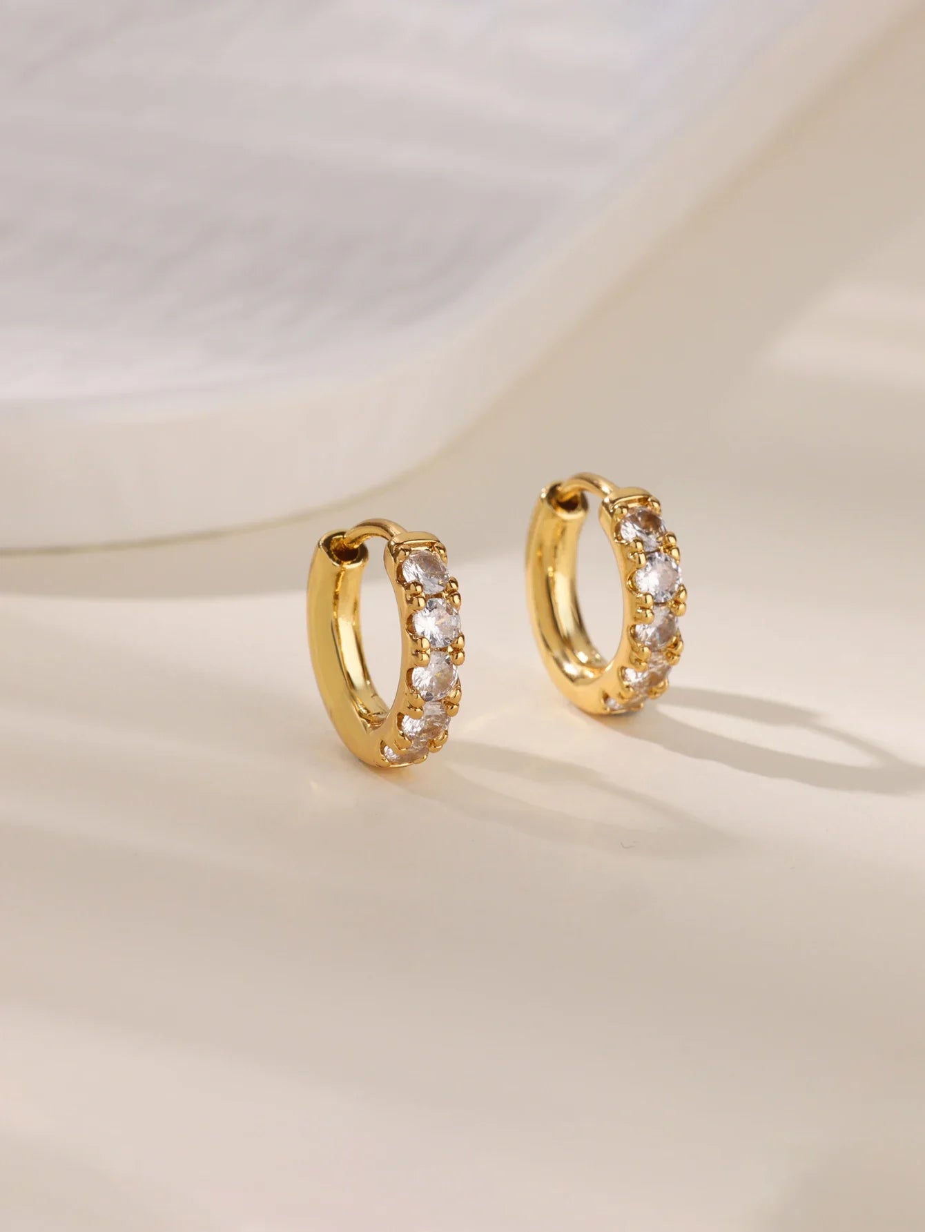 Vintage Starfish Shell Hoop Earrings For Women Gold Color Stainless Steel Ocean Shell Earring Waterproof Wedding Jewelry Gift