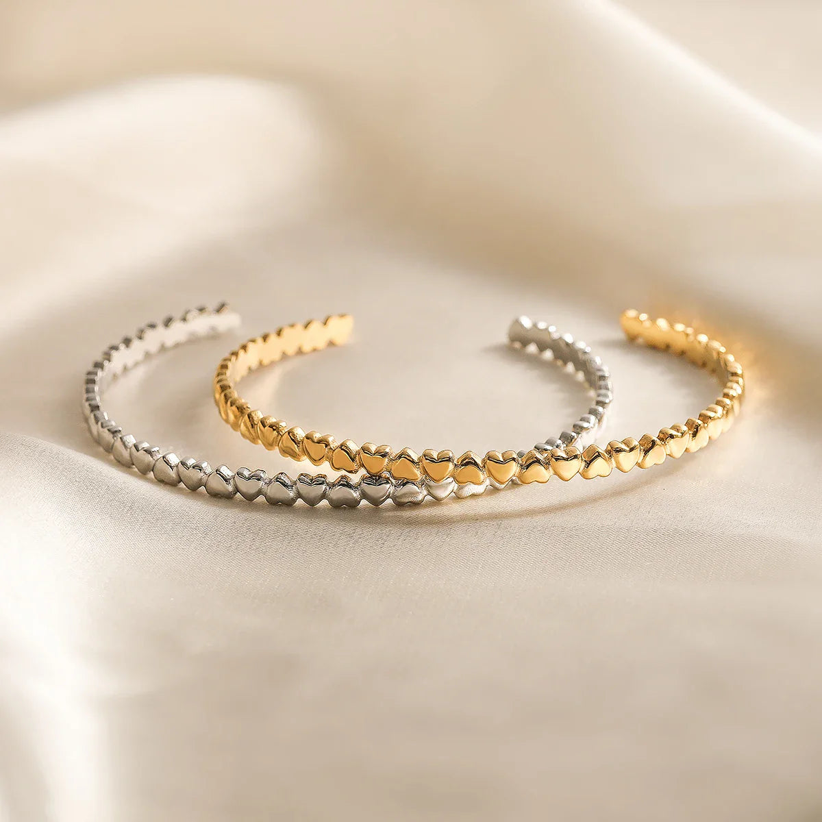 NEWBUY Hot Sale HigH Quality Gold/Silver Color Heart Bangles For Women Stainless Steel Party Jewelry