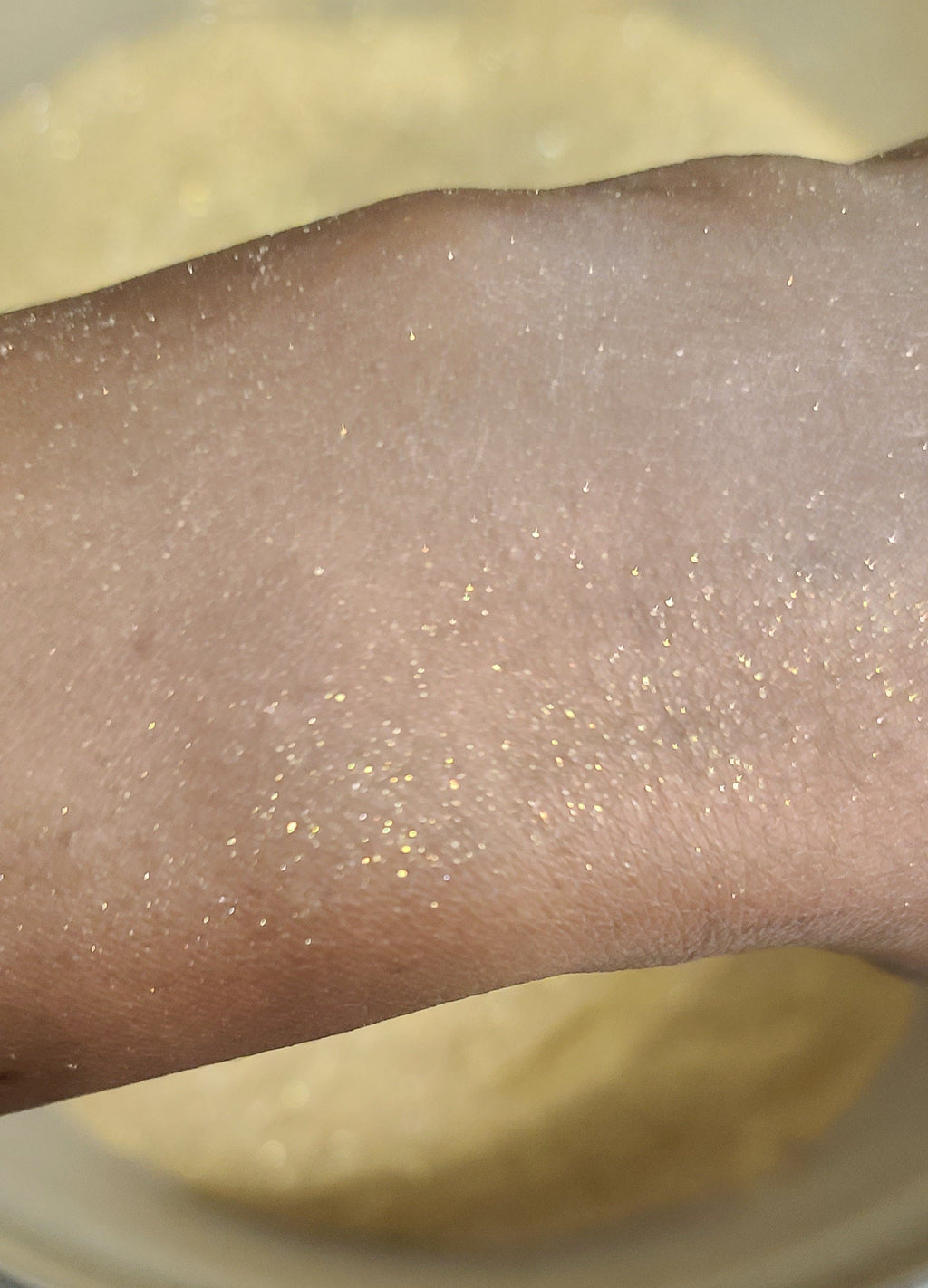 Shimmery Powder for the Radiant YOU